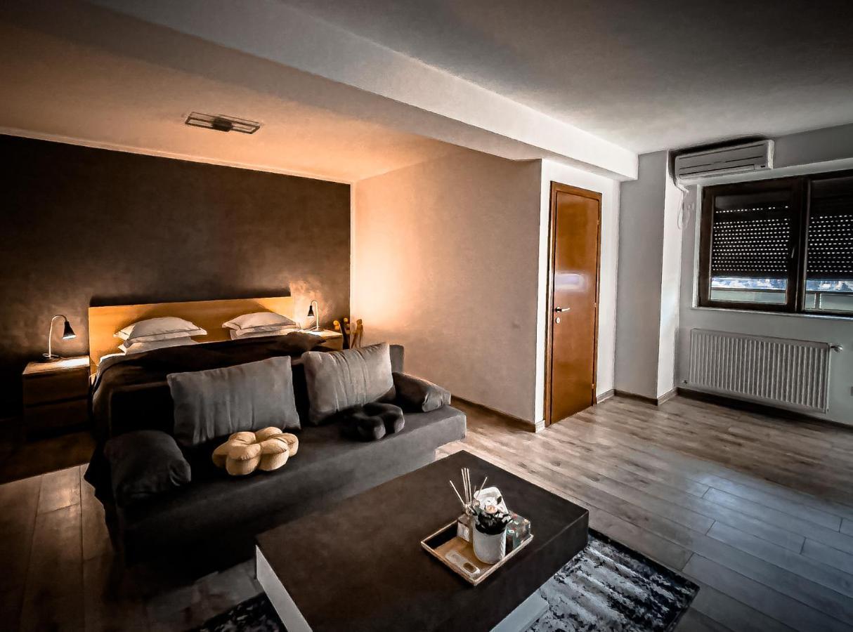 Shiro Appartement Boekarest Buitenkant foto