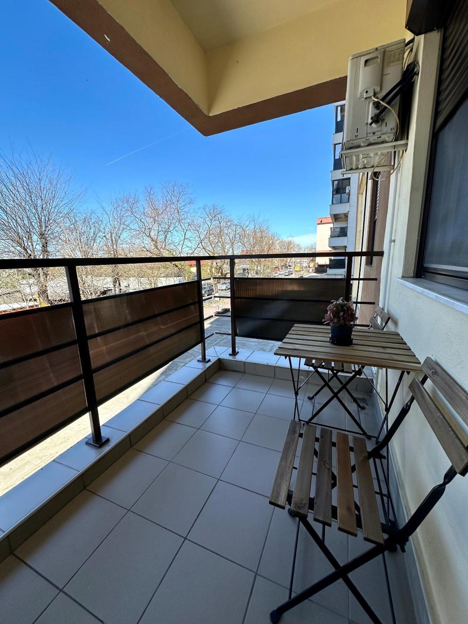 Shiro Appartement Boekarest Buitenkant foto